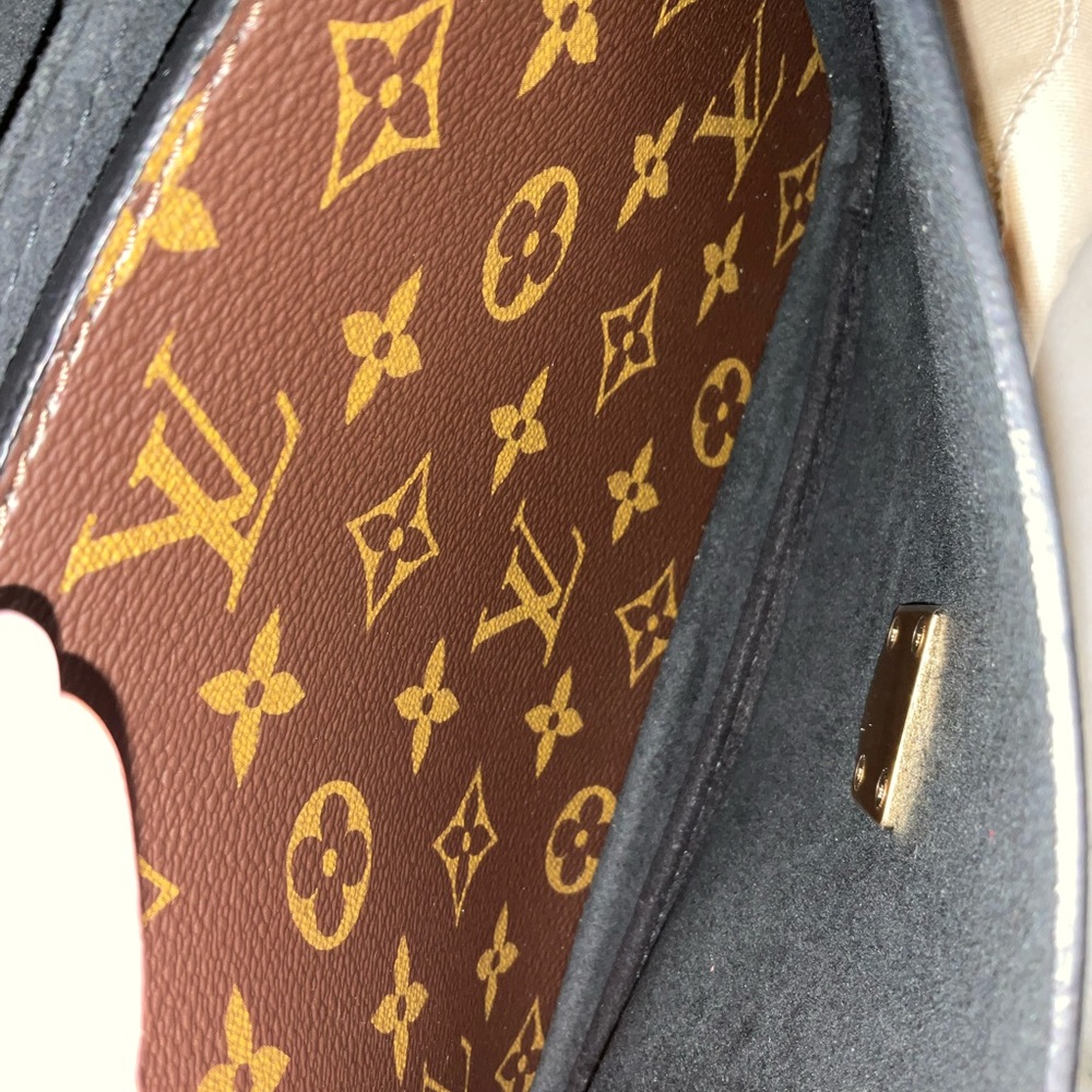 Sold Louis Vuitton Vaugirard - Picture 11 of 16